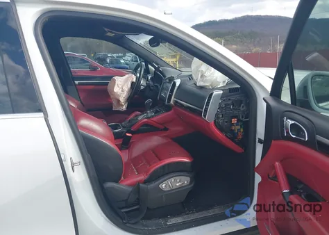 2015 Porsche Cayenne S z USA, uszkodzony, nr VIN WP1AB2A2XFLA60724